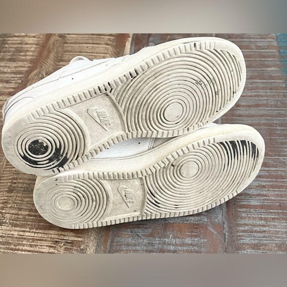 Nike Court Vision Low Sneakers - Picture 4 of 6